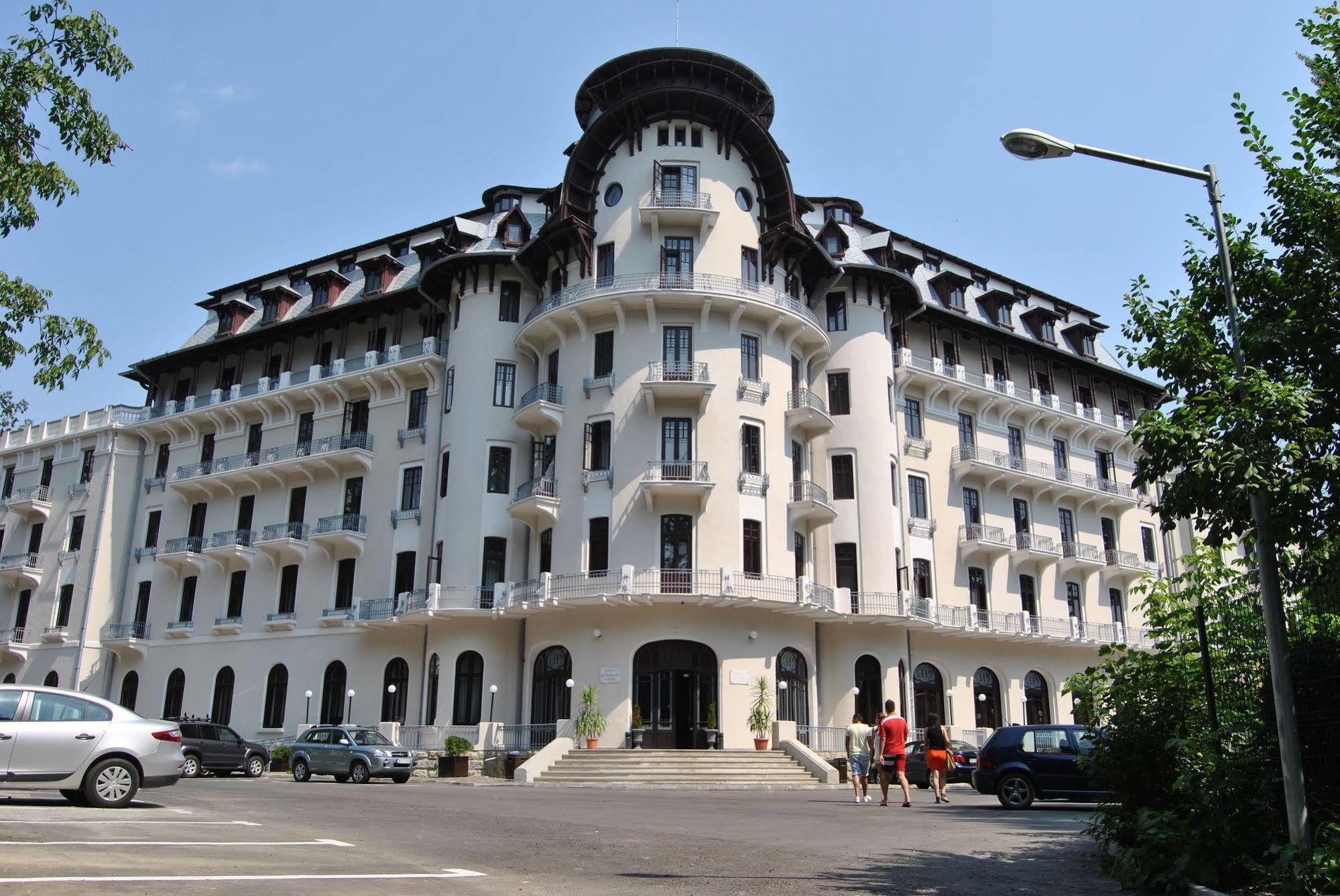 Hotel Palace Băile Govora Exterior foto